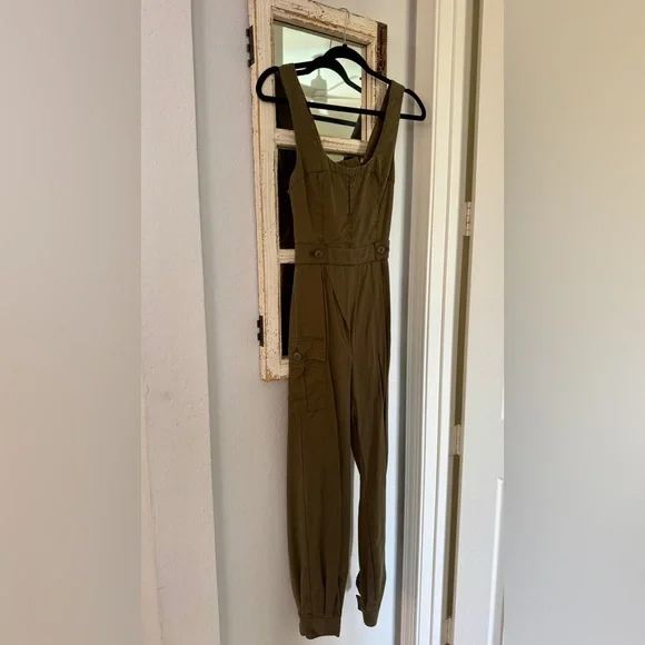 Nasty Gal Collection "Let It Cargo" Jumpsuit XXS - Picture 4 of 7